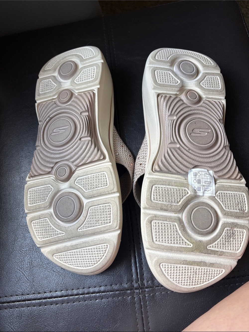 Skechers Women's Champagne Beaded Thong Sandals - Picture 2 of 3